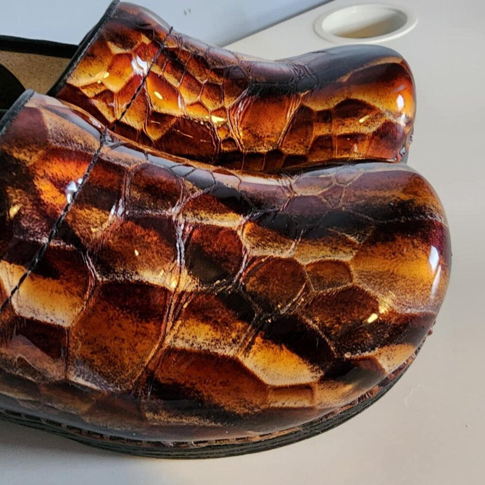 Euc Dansco Patent Clogs In Tortoise Shell Colors - image 7